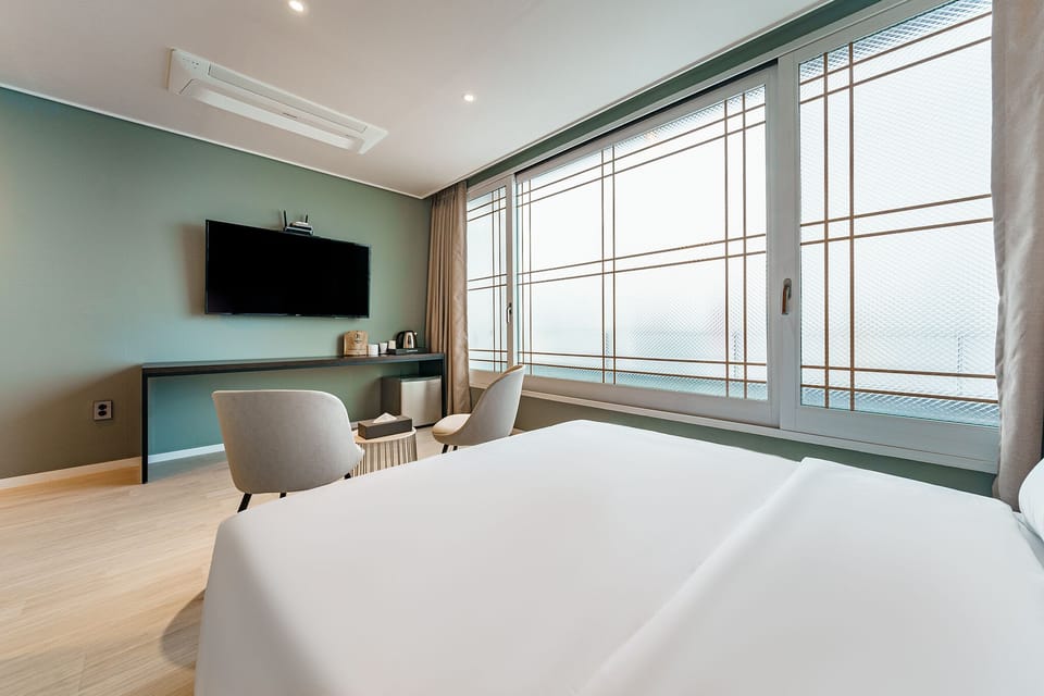 Royal Double Room | Free WiFi