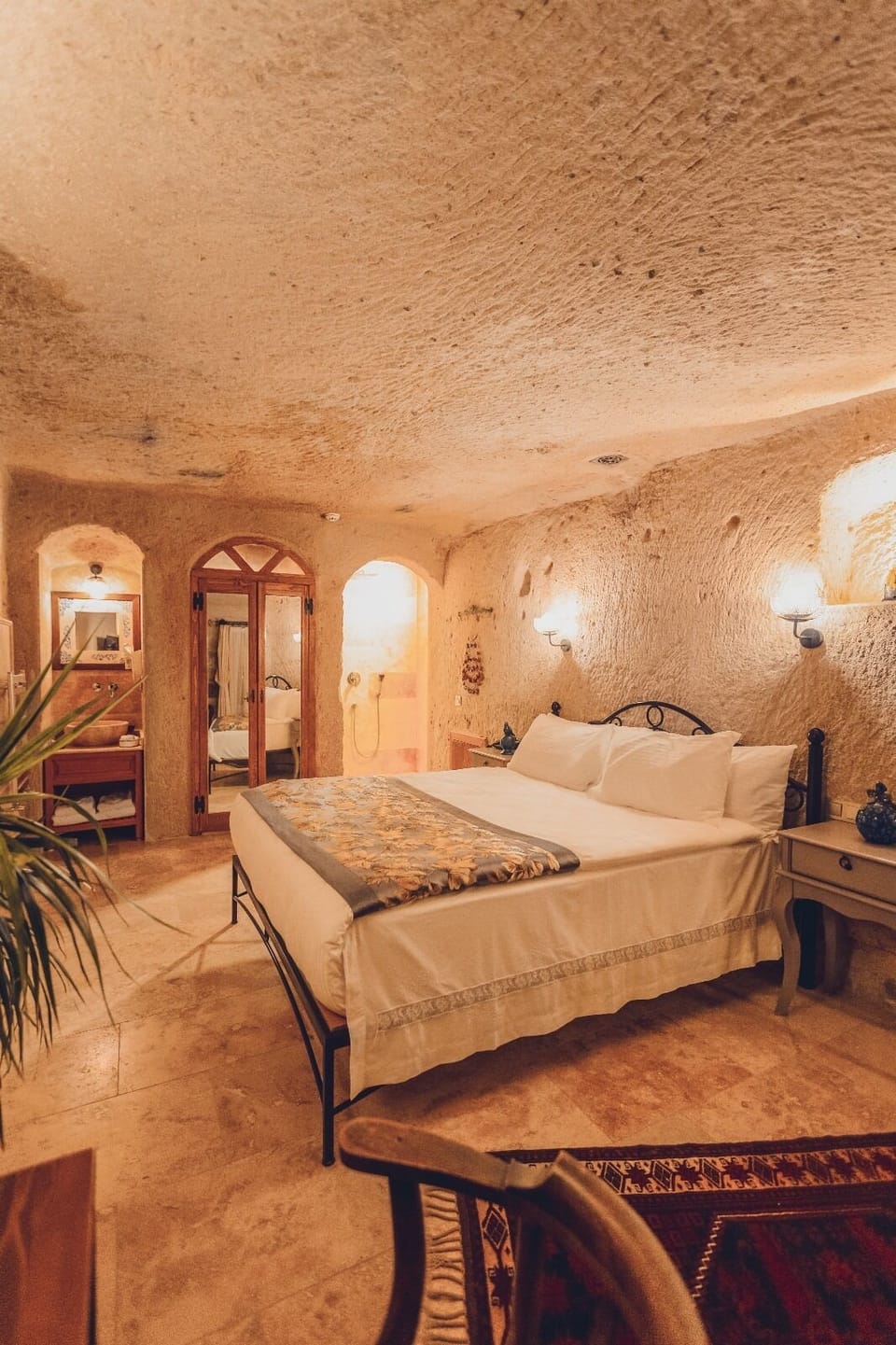 Neptune - Fully Cave & Semi-View & Standard Room | Premium bedding, Select Comfort beds, minibar, in-room safe