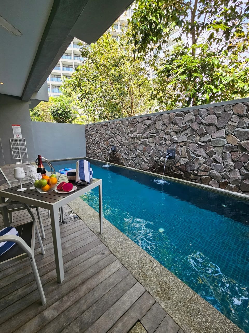 Private pool