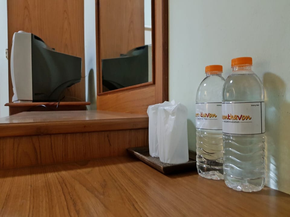 Standard Room | In-room safe, free WiFi