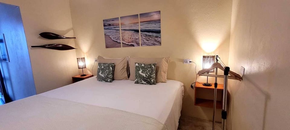 Suite Standard 3 | Minibar, blackout drapes, iron/ironing board, free WiFi