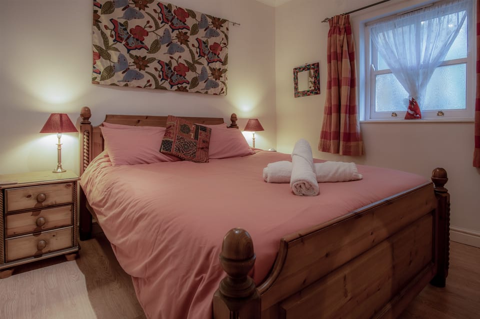 Arcadia - 1 Bedroom Apartment - Tenby Apartment in Wales
