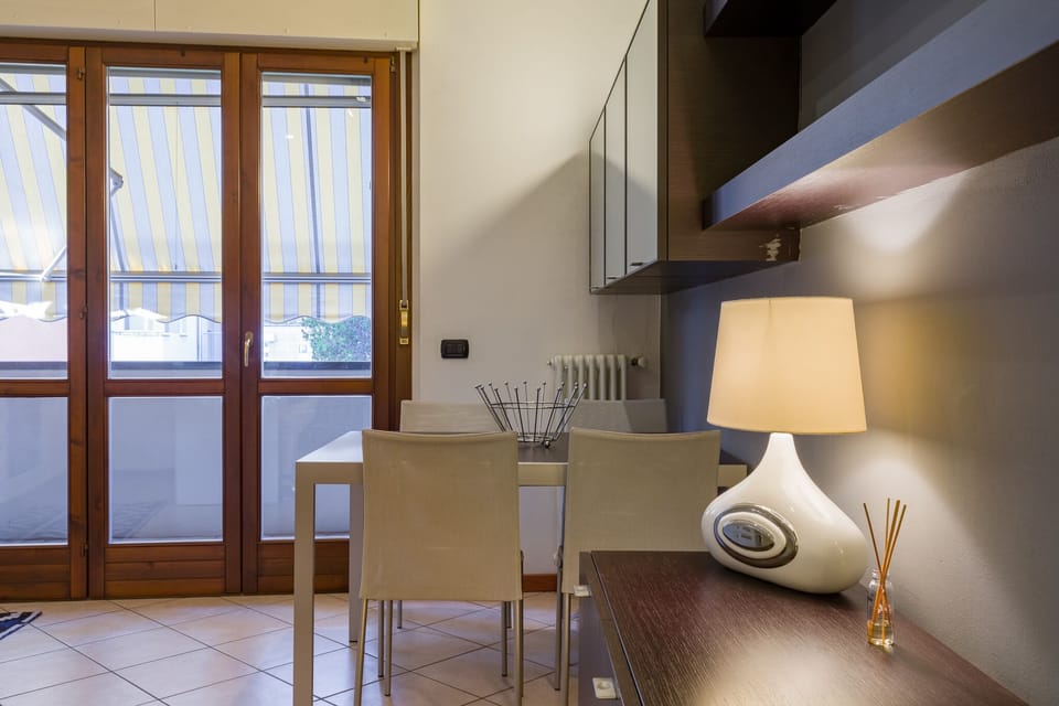 Classic Apartment | Living area | 32-inch flat-screen TV with digital channels, TV