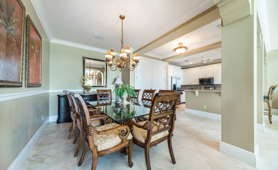 Condo, Multiple Beds, Balcony | Dining