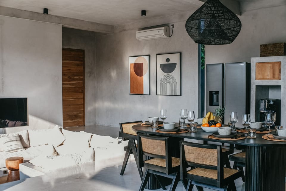 Luxury Villa | Dining room