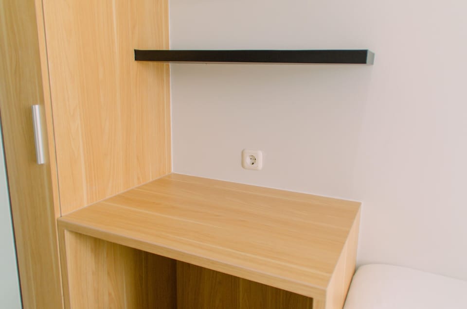 Room | 2 bedrooms, iron/ironing board, free WiFi, bed sheets