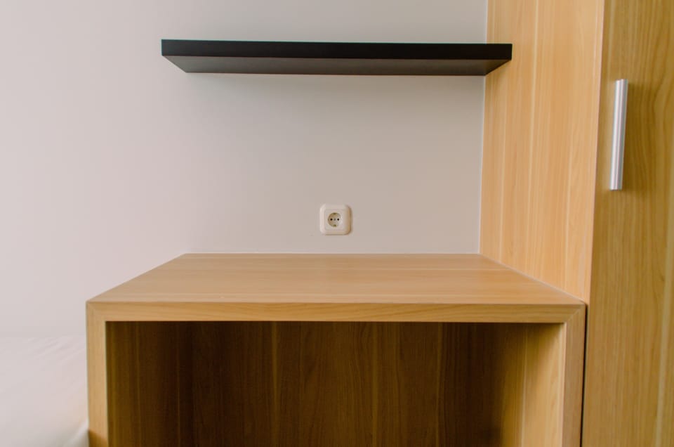 Room | 2 bedrooms, iron/ironing board, free WiFi, bed sheets