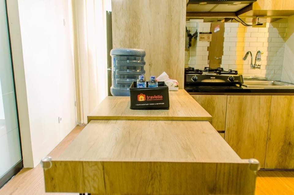 Room | Private kitchen | Fridge, stovetop, electric kettle, cookware/dishes/utensils