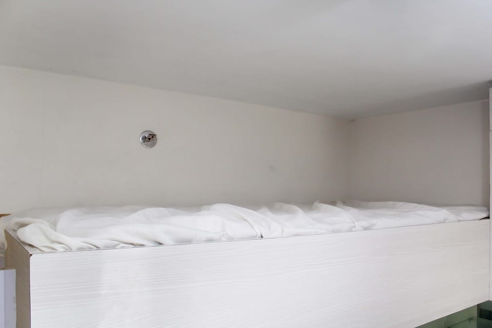 Room | 1 bedroom, iron/ironing board, free WiFi, bed sheets