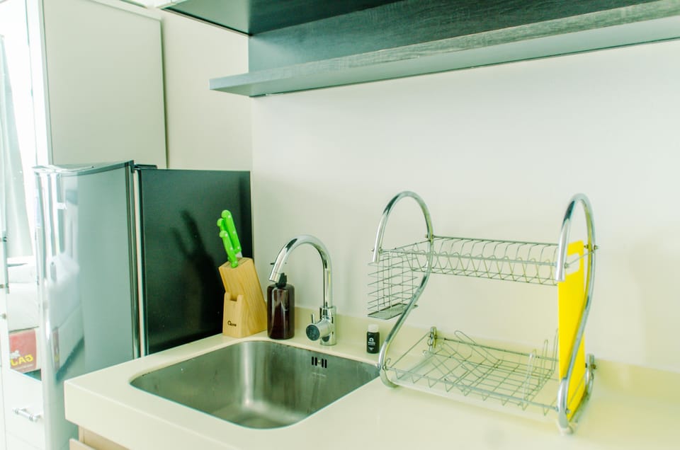 Room | Private kitchen | Fridge, stovetop, electric kettle, cookware/dishes/utensils