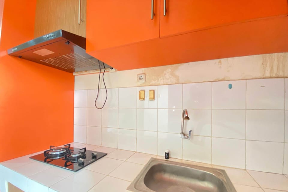 Room | Private kitchen | Fridge, stovetop, cookware/dishes/utensils