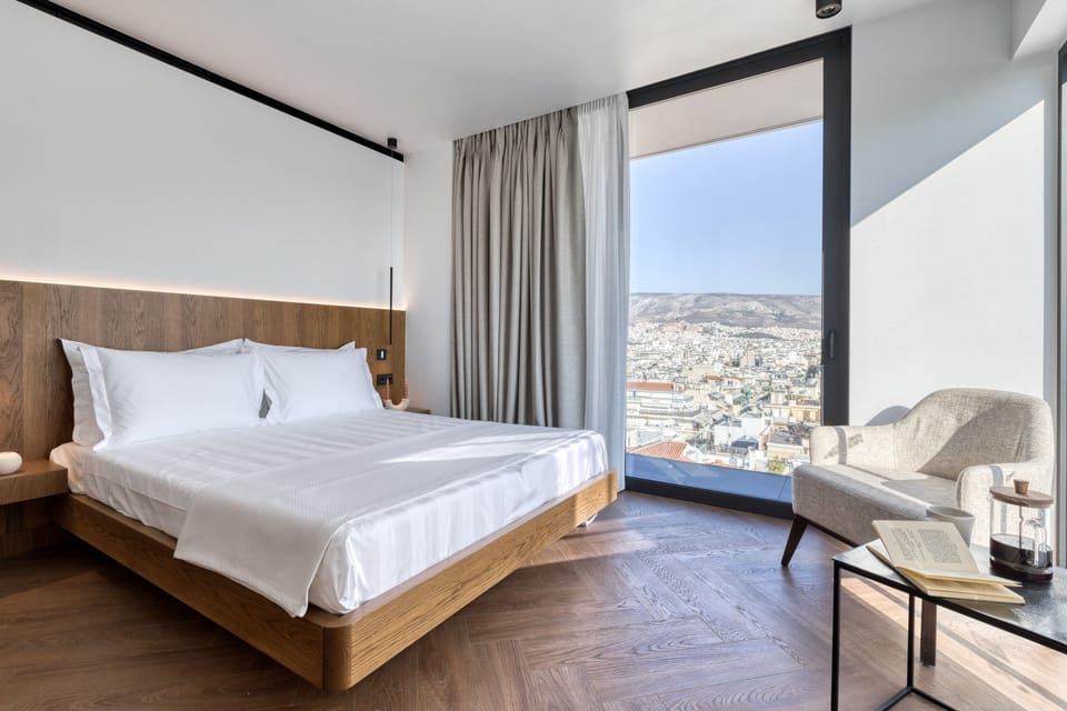 Panoramic Suite | Premium bedding, pillowtop beds, minibar, in-room safe