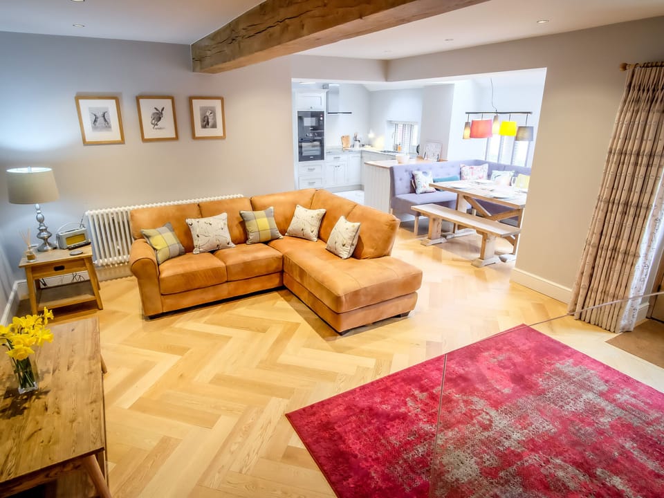 Cottage | Interior