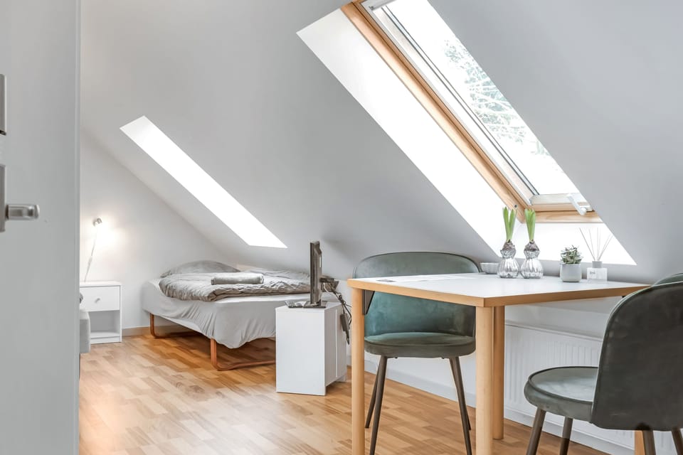 Double or Twin Room | Laptop workspace, blackout drapes, free WiFi, bed sheets