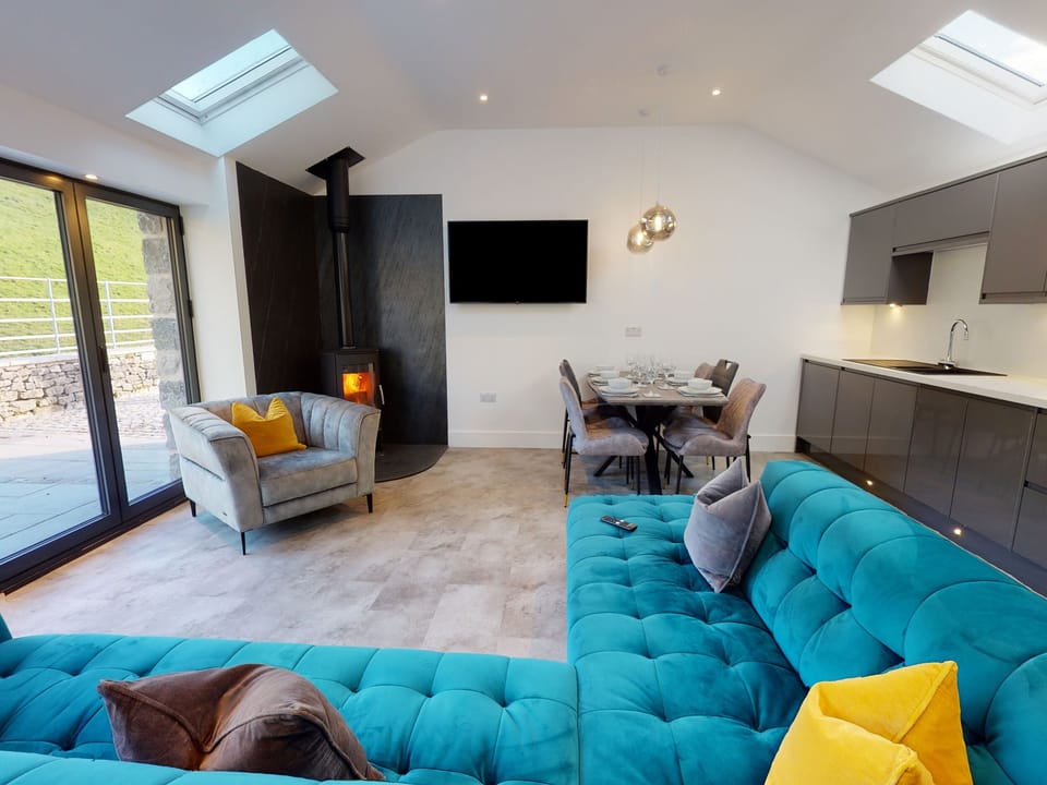 Cottage | Interior