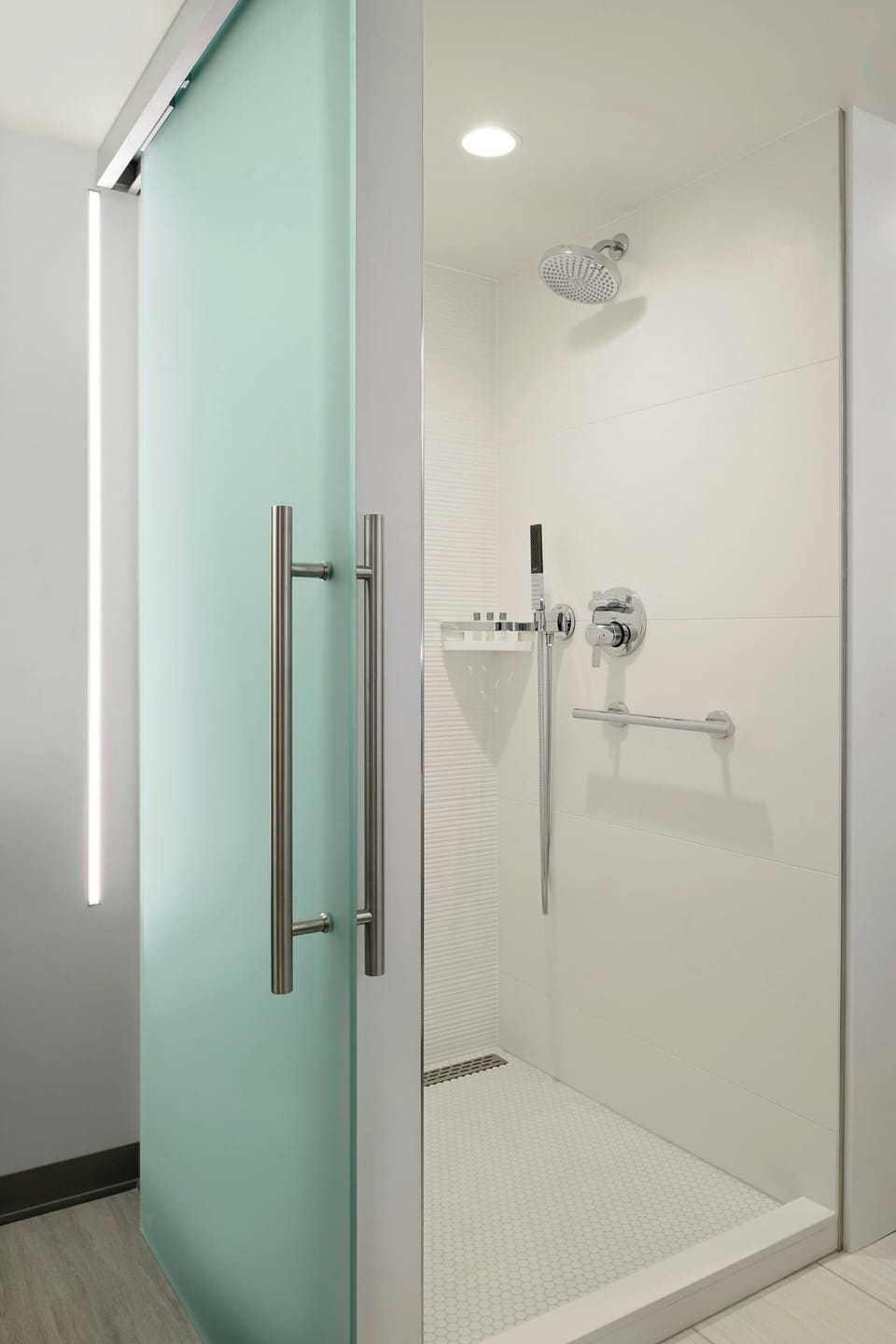 Premium bedding, pillowtop beds, in-room safe, desk