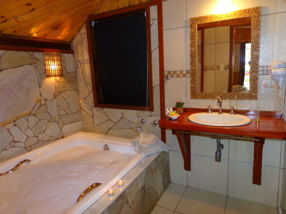 Superior Chalet, Hot Tub | Bathroom | Towels