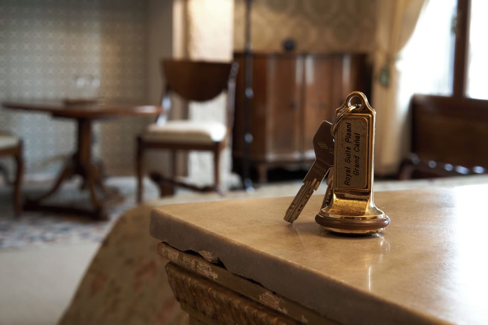 Royal Suite, Canal View (Pisani) | Premium bedding, down comforters, minibar, in-room safe