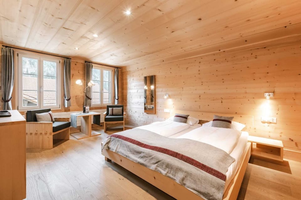 Superior Double Room | Desk, blackout drapes, WiFi (free), bed sheets