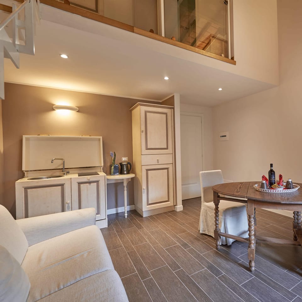 Apartment, 2 Bedrooms | Private kitchen | Electric kettle