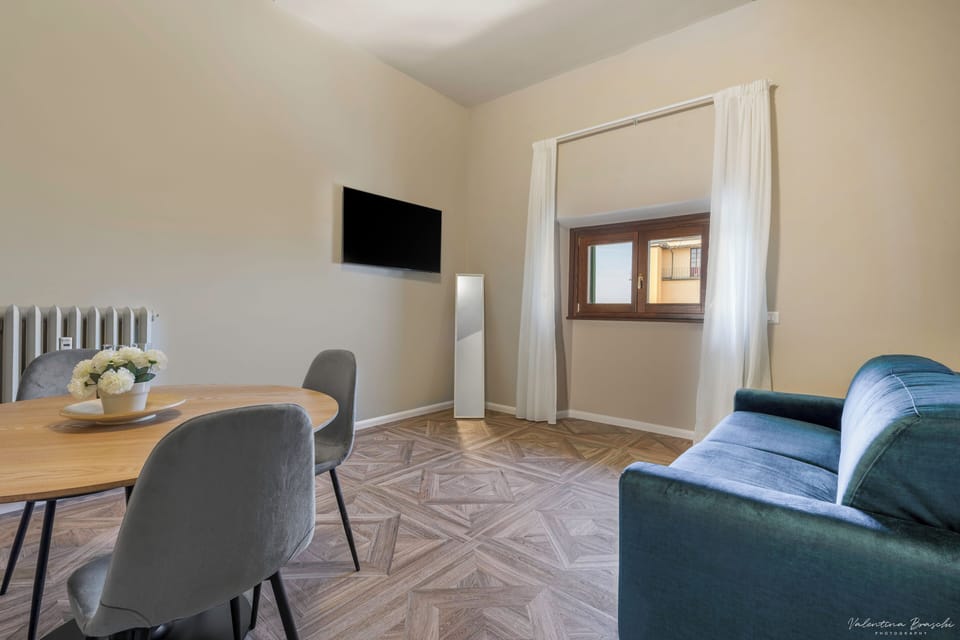 Deluxe Apartment | Living area | LCD TV