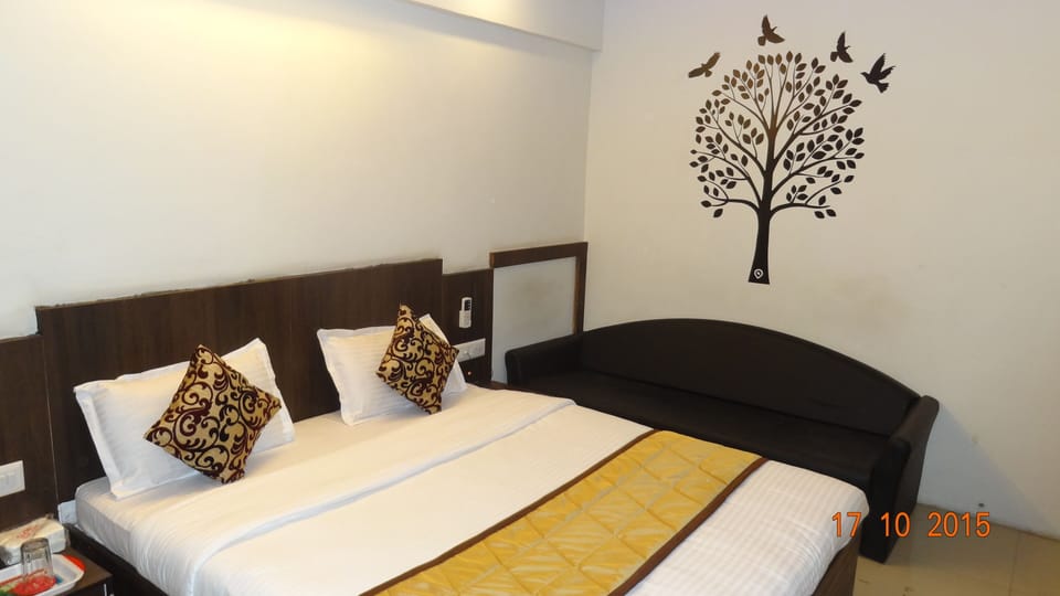 Deluxe Double Room | Free WiFi