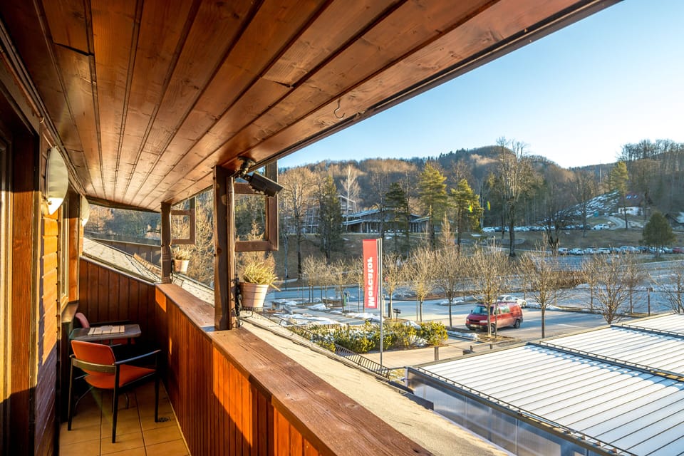 City Room | Terrace/patio