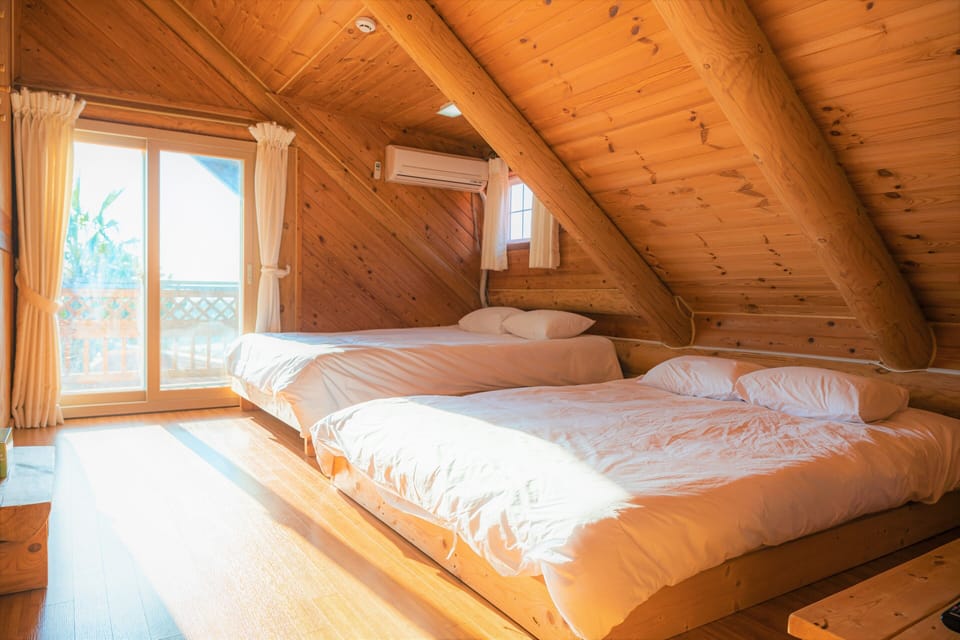 Wow Suite Villa | Desk, blackout drapes, iron/ironing board, free WiFi