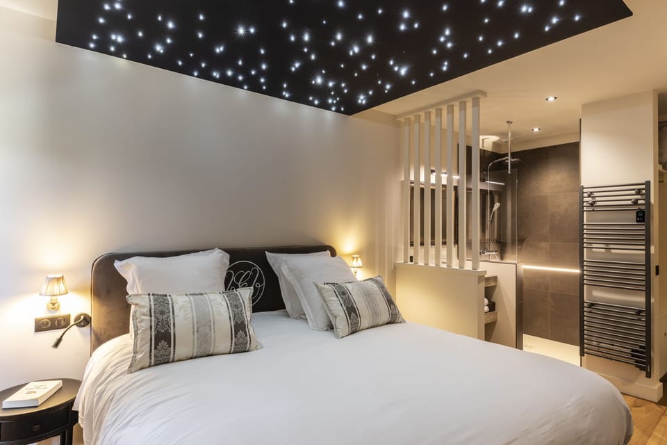Standard Room | Premium bedding, pillowtop beds, in-room safe, desk