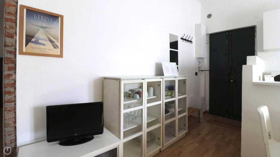 House | 1 bedroom