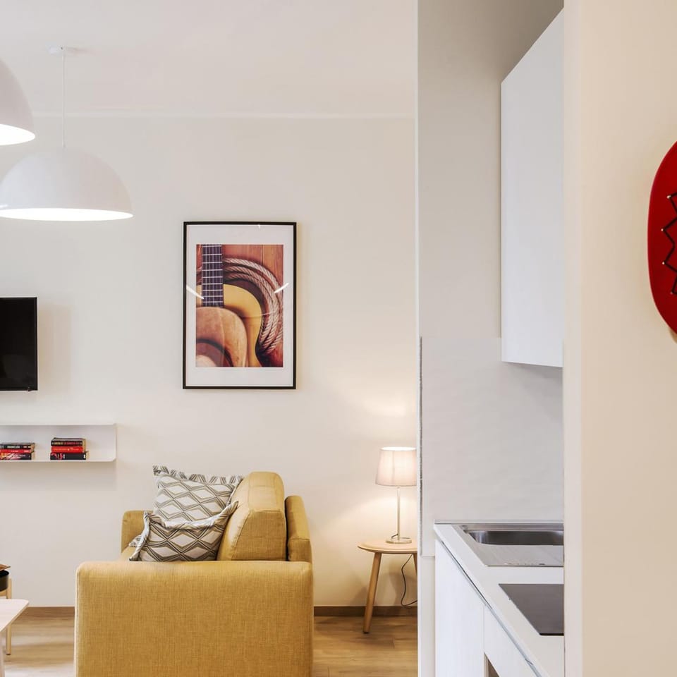House | Iron/ironing board, WiFi