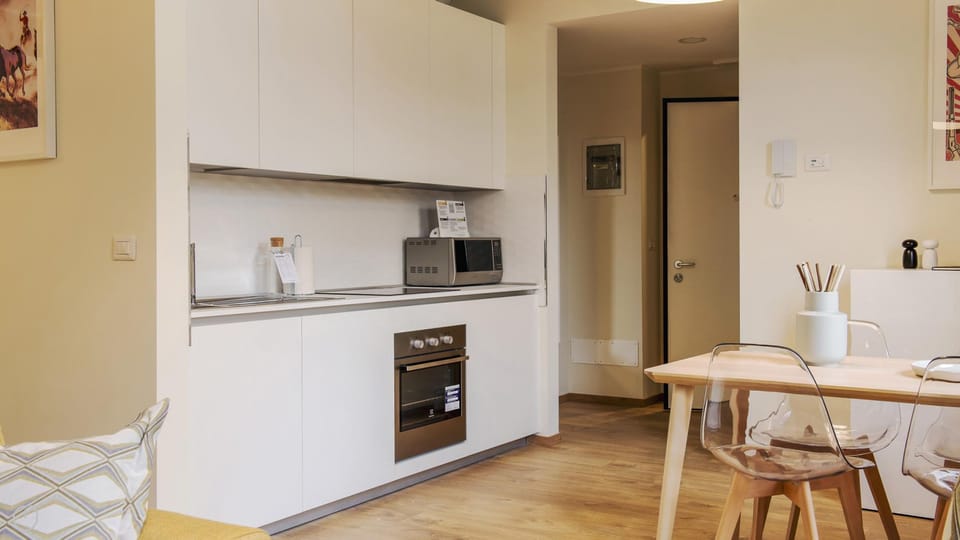 House | Iron/ironing board, WiFi