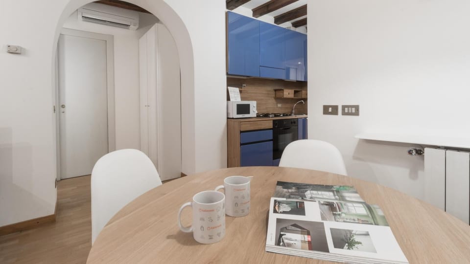 House | 1 bedroom, iron/ironing board