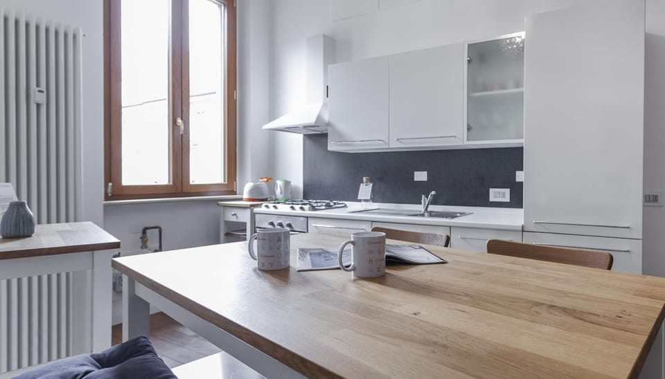 House | 1 bedroom, iron/ironing board, WiFi