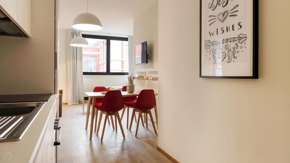 House | 2 bedrooms, iron/ironing board, WiFi