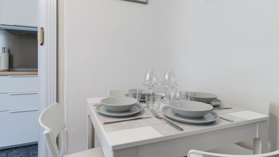 House | 1 bedroom, iron/ironing board, WiFi