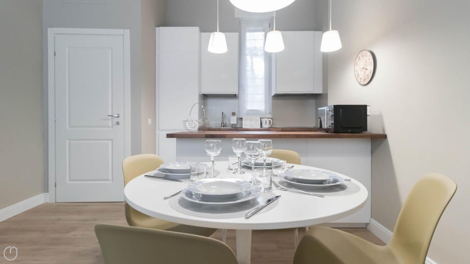 House | 1 bedroom, iron/ironing board, WiFi