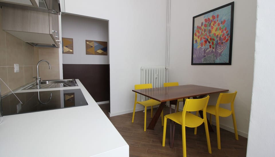 House | 2 bedrooms, iron/ironing board, WiFi
