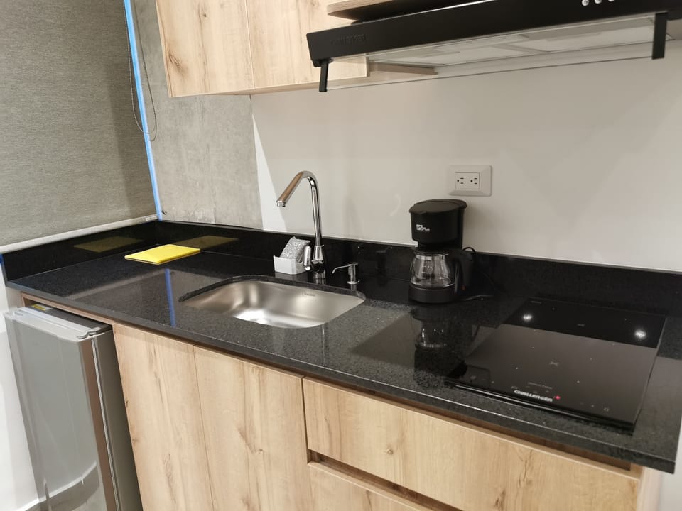 Superior Apartment | Private kitchen | Highchair