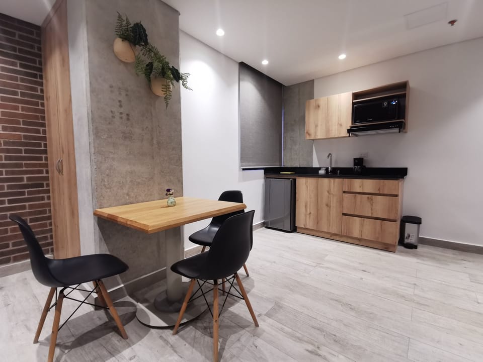 Superior Apartment | Private kitchen | Highchair