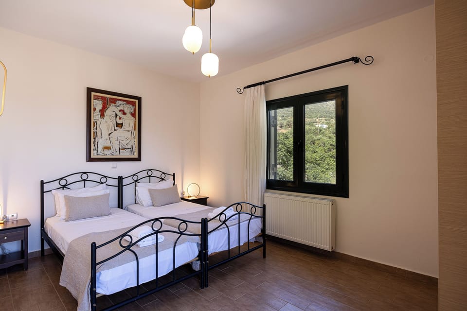 Villa, 3 Bedrooms with Shared Pool | 3 bedrooms, in-room safe, soundproofing, iron/ironing board