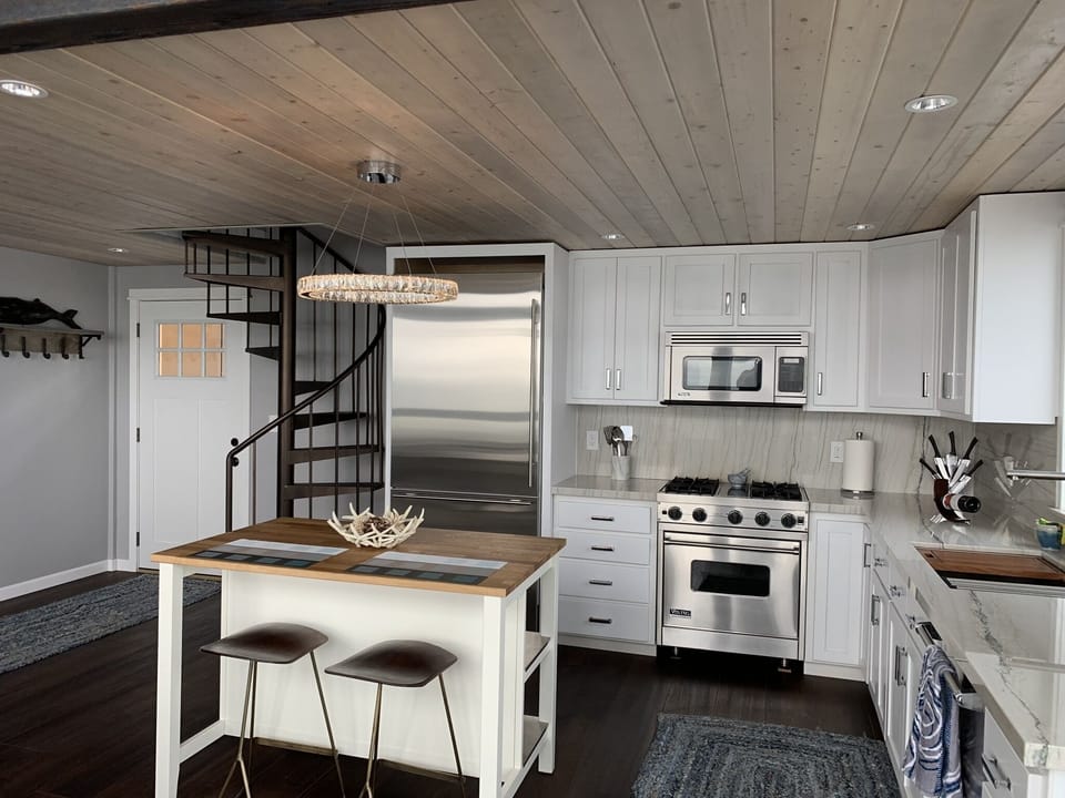 House, Private Bathroom, Ocean View (Lookout) | Private kitchen | Coffee/tea maker, electric kettle, highchair, dining tables