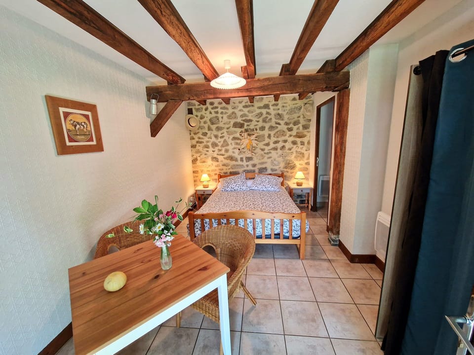 Comfort Double Room | Individually decorated, individually furnished, desk, laptop workspace
