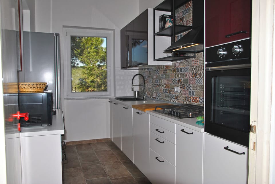 Villa, 3 Bedrooms, Patio, Garden View | Interior