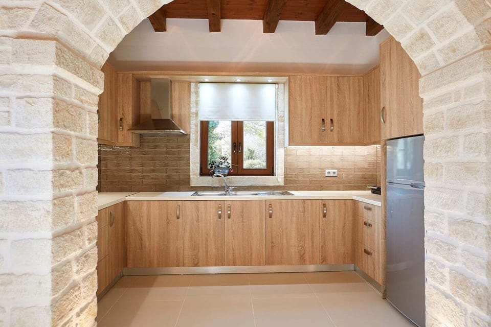 Villa, 5 Bedrooms, Non Smoking, Private Pool | Private kitchen | Full-size fridge, microwave, oven, stovetop