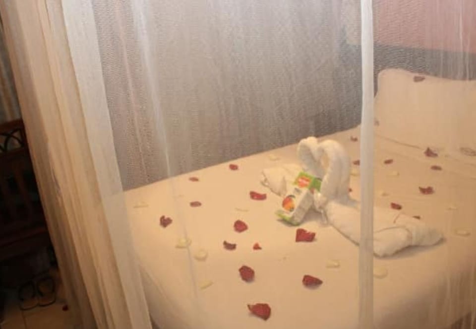 Standard Room | Bed sheets