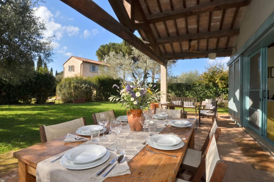Family House, 3 Bedrooms, 2 Bathrooms, Mountainside (Chalet Vignarola) | Outdoor dining
