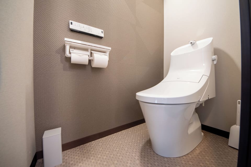 Double Room 202 | Bathroom | Shower, free toiletries, hair dryer, slippers