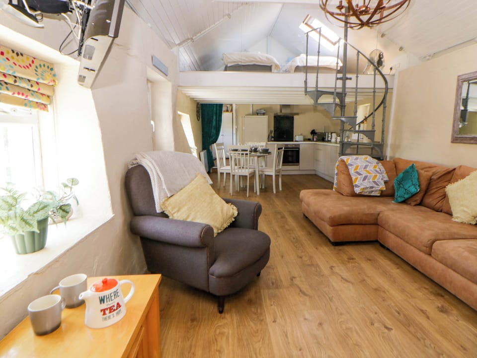Cottage | Living area