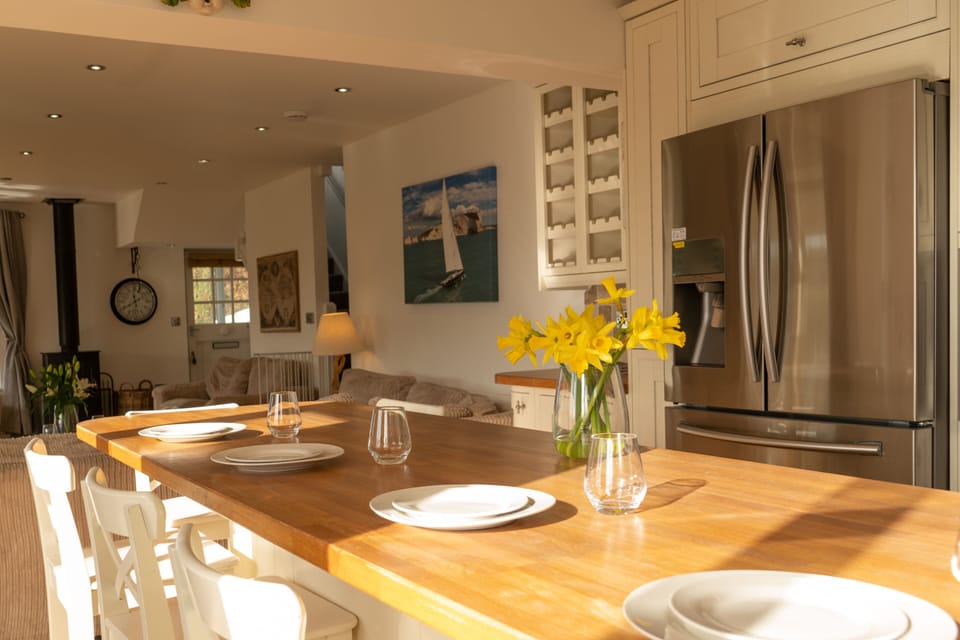Luxury House, Private Bathroom | Shared kitchen | Highchair